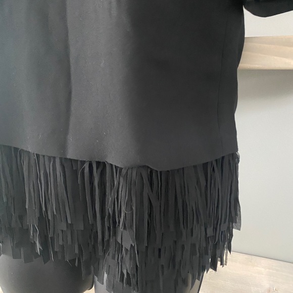 Banana Republic Crepe Fringe Top XXSP - Picture 6 of 10